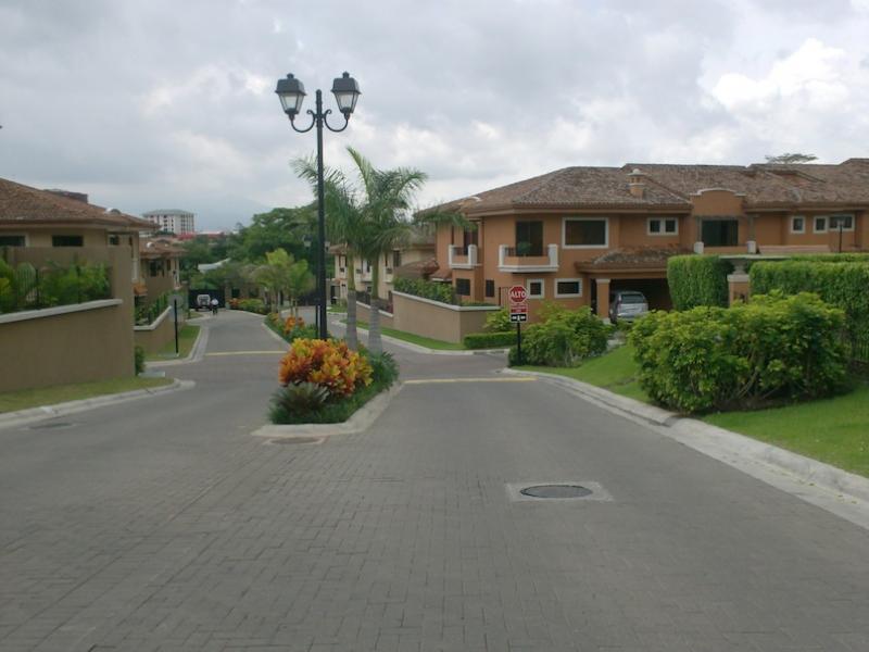 Competitive condo market opens up investment opportunities in Escazu, Costa Rica.